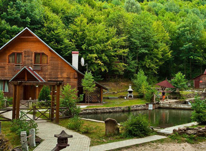 Курорт «Воєводино» (ловля форелі)