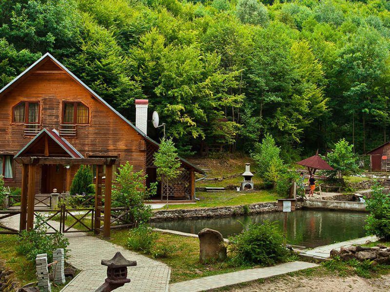 Курорт «Воєводино» (ловля форелі)